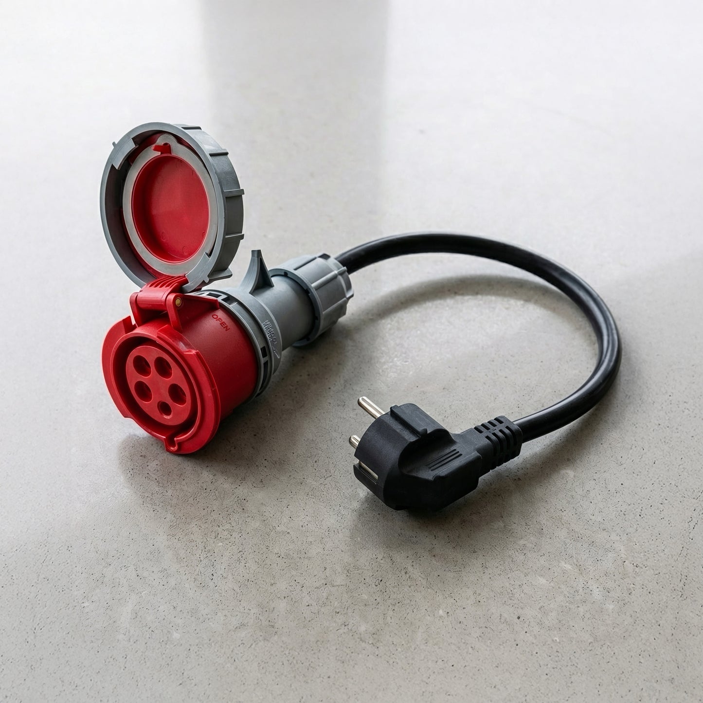 16A 5-polig naar Schuko adapter