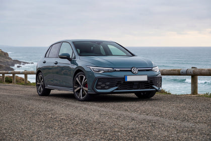 Volkswagen Golf GTE charging cable