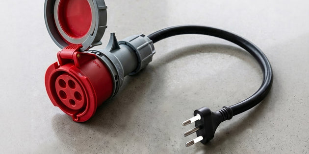 16A 5-polige naar Type L voor Italië adapter