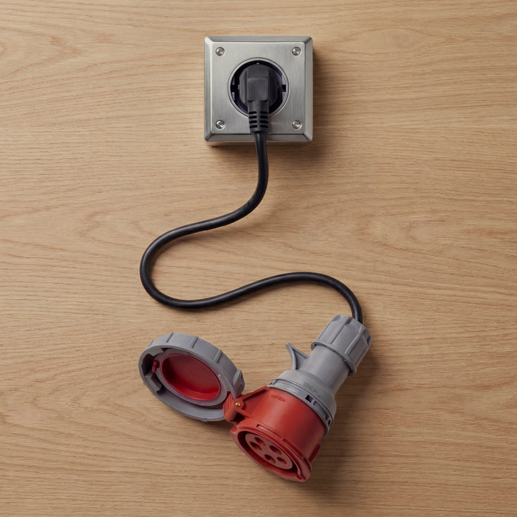 16A 5-polig naar Schuko adapter
