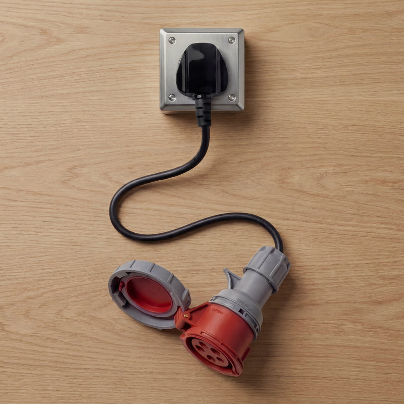 32A 5-polige CEE naar Type G voor UK-adapter